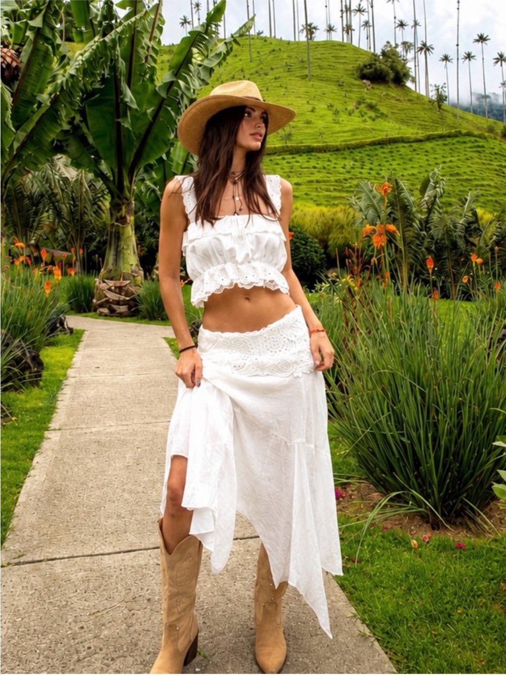ZARA 2 PIECES MATCHING SET FLORAL EMBROIDERED EYELET CROP TOP &  SKIRT